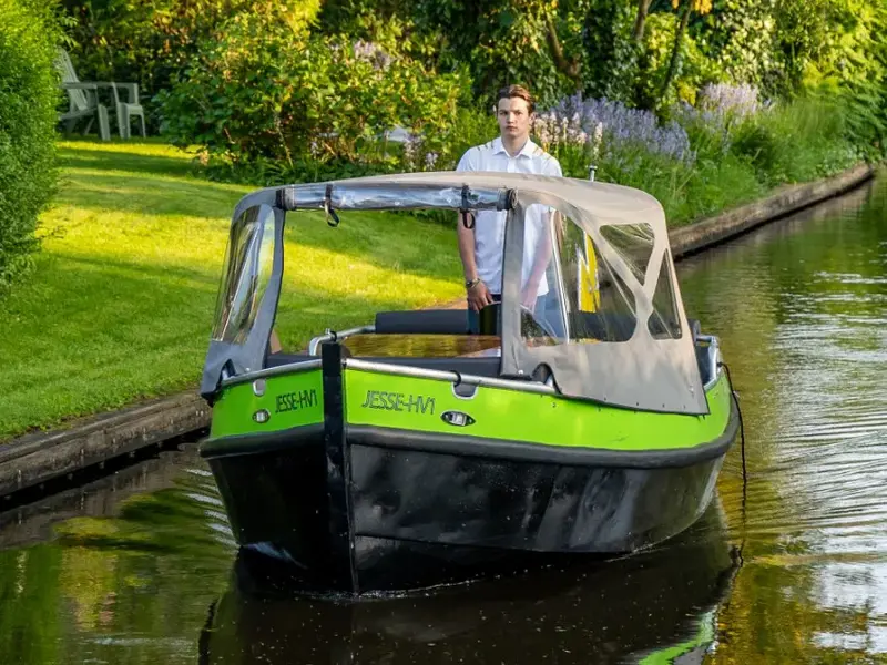 Sloop confortable avec skipper